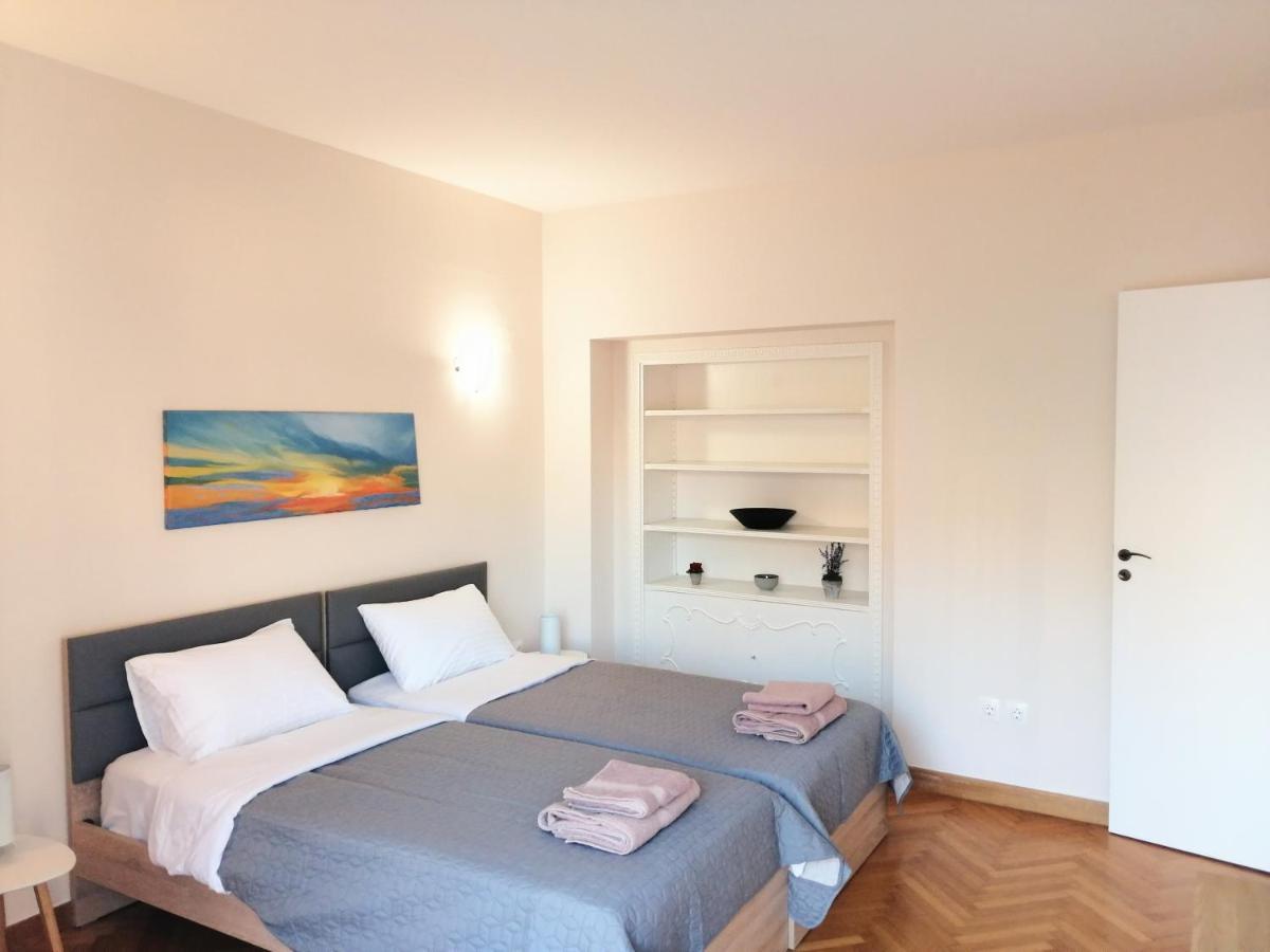 Stylish Central Penthouse Apartment Афины Экстерьер фото